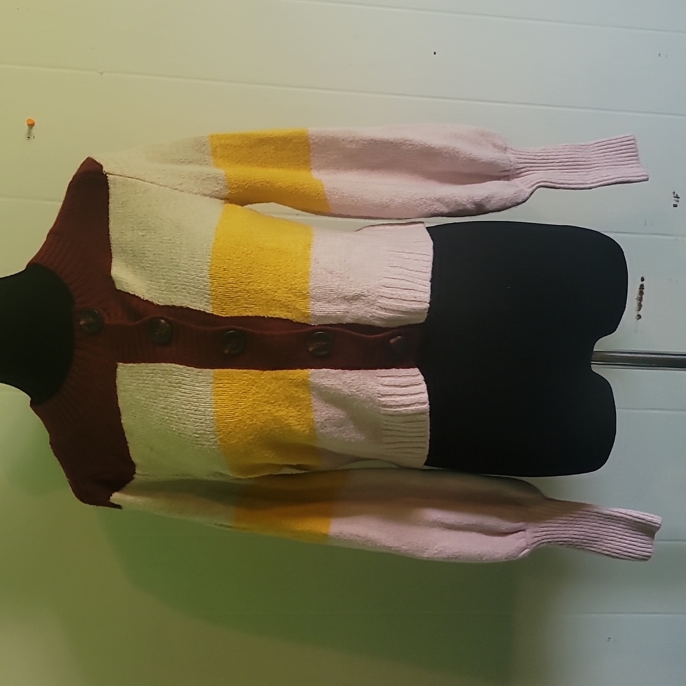 Wild Fable Cardigan in Size Medium